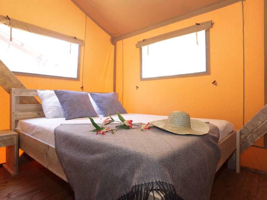 Lodge Safari Tent Camping Cala Canylelles